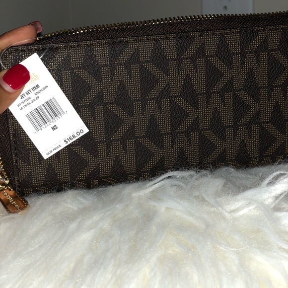 Wallet - Picture 2 of 3